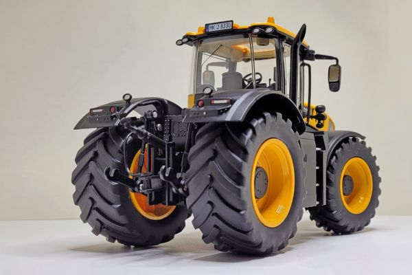 Jcb Fastrac 8330