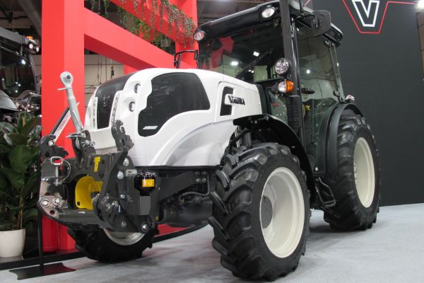 specializzati valtra serie F