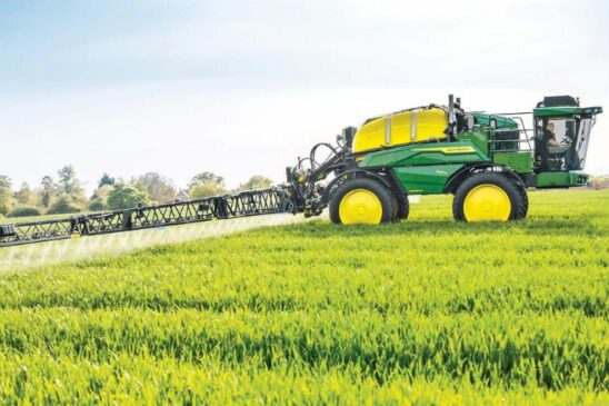 With John Deere 300m The Company Enters The Self Propelled Sprayer Business Macchine Trattori 9309