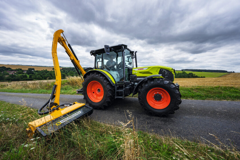 Claas Axos 3